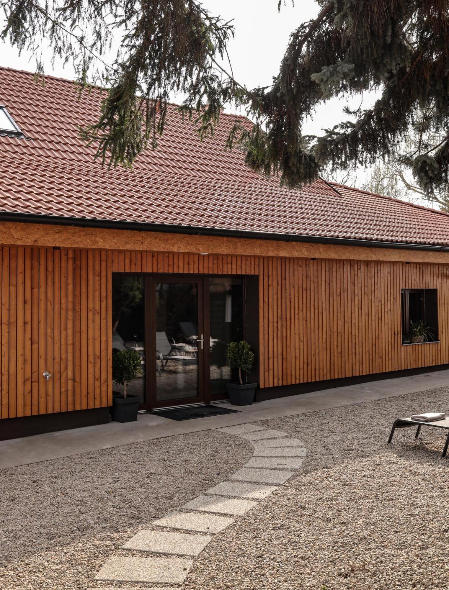 Golden Golem Hotel & Spa Prague Exterior photo